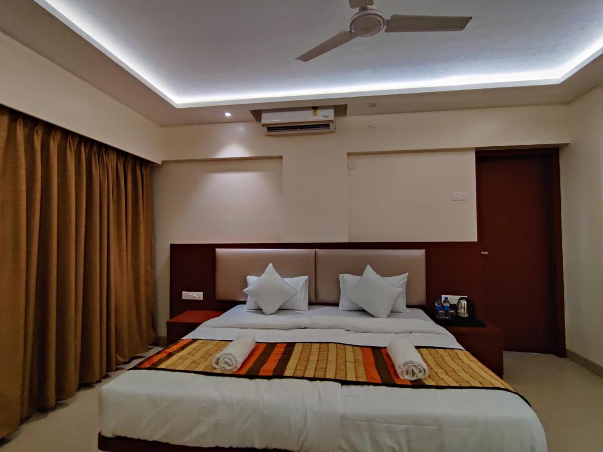 Serenity By Monarch, Baner Pune Meribel Village Экстерьер фото