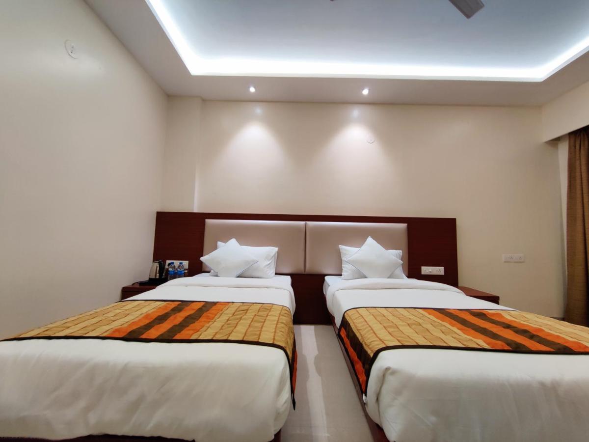 Serenity By Monarch, Baner Pune Meribel Village Экстерьер фото
