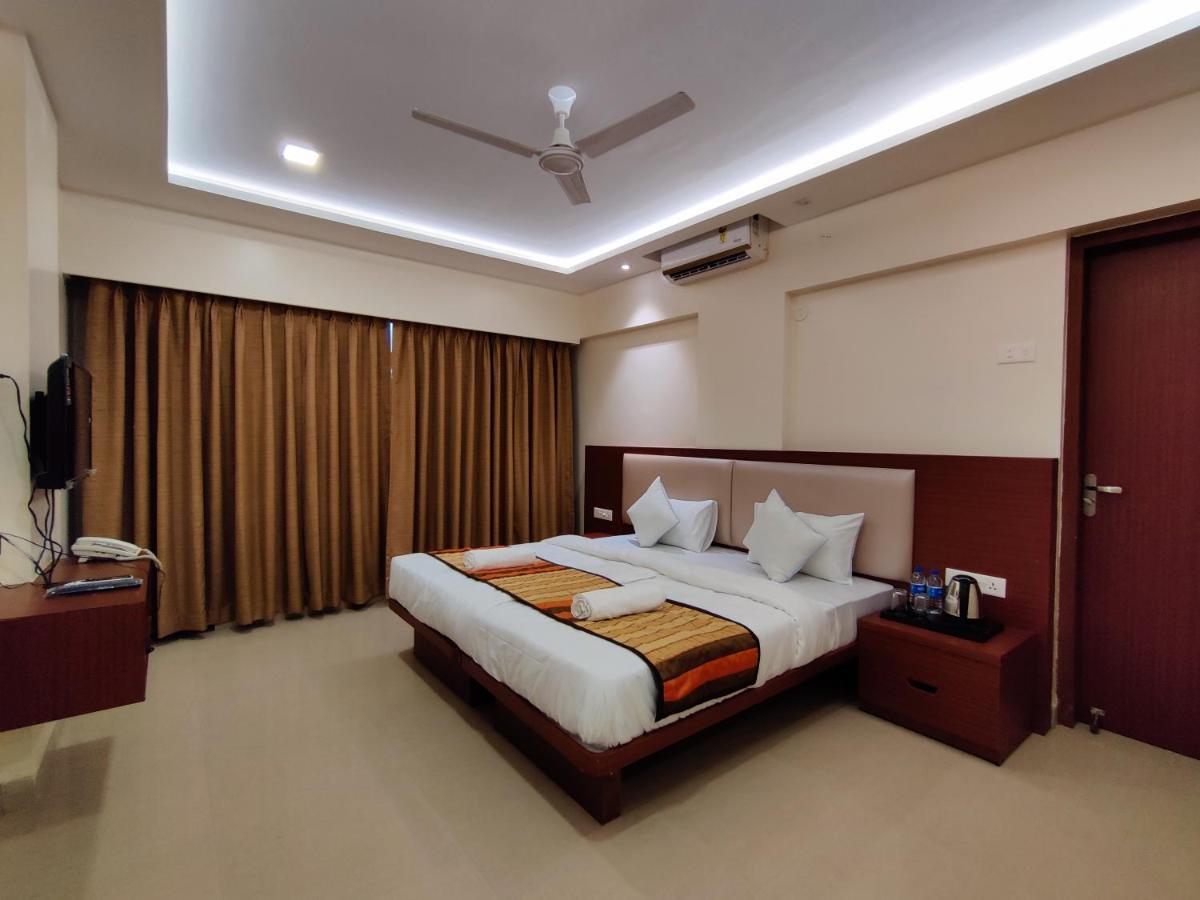 Serenity By Monarch, Baner Pune Meribel Village Экстерьер фото