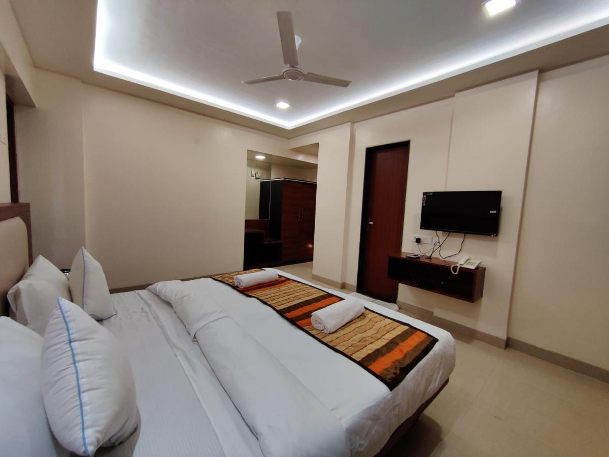 Serenity By Monarch, Baner Pune Meribel Village Экстерьер фото