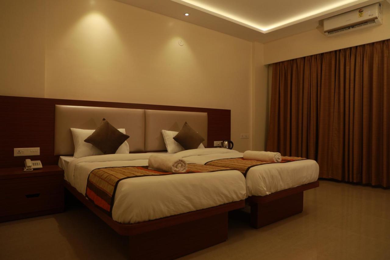 Serenity By Monarch, Baner Pune Meribel Village Экстерьер фото