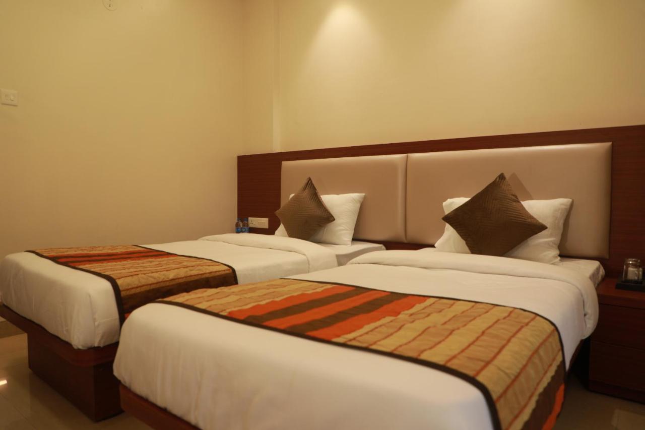 Serenity By Monarch, Baner Pune Meribel Village Экстерьер фото